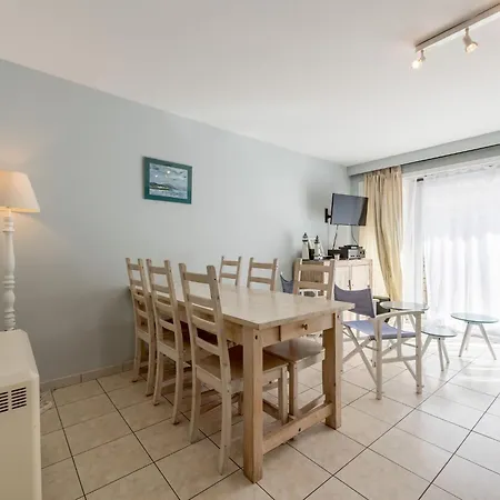 Zeezicht 101 With Side Sea View In *
